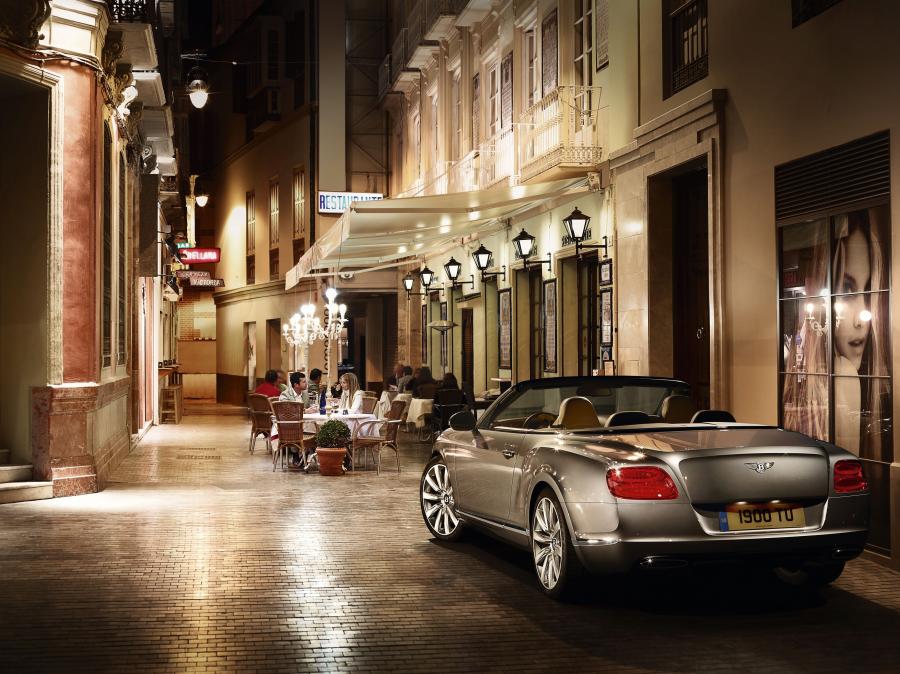  Bentley Continental GTC 2011 года  (фото 107 из 167)